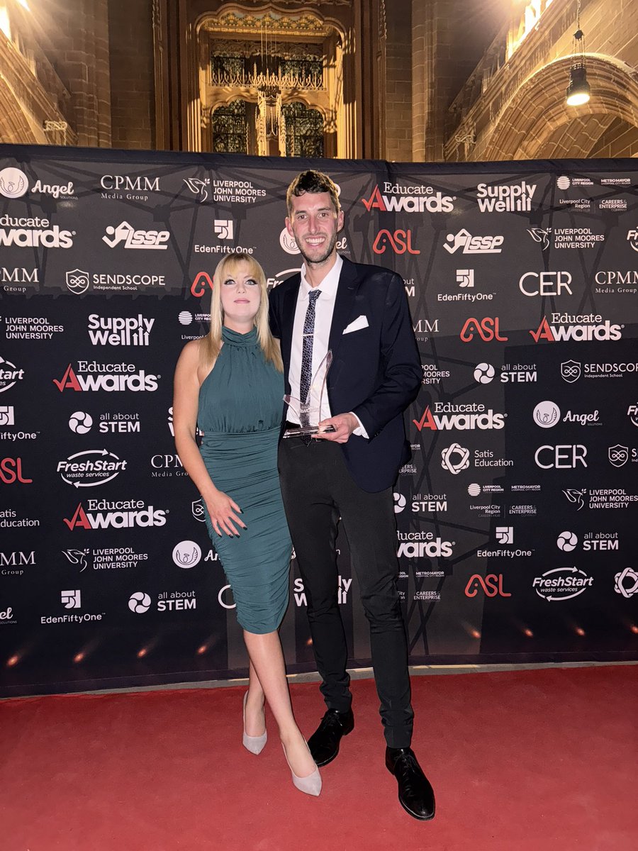 As a school we have just won. ‘Outstanding Commitment to Sport in Primary School’ at the <a href="/EducateAwards/">Educate Awards</a> 
We couldn’t be prouder! 😄