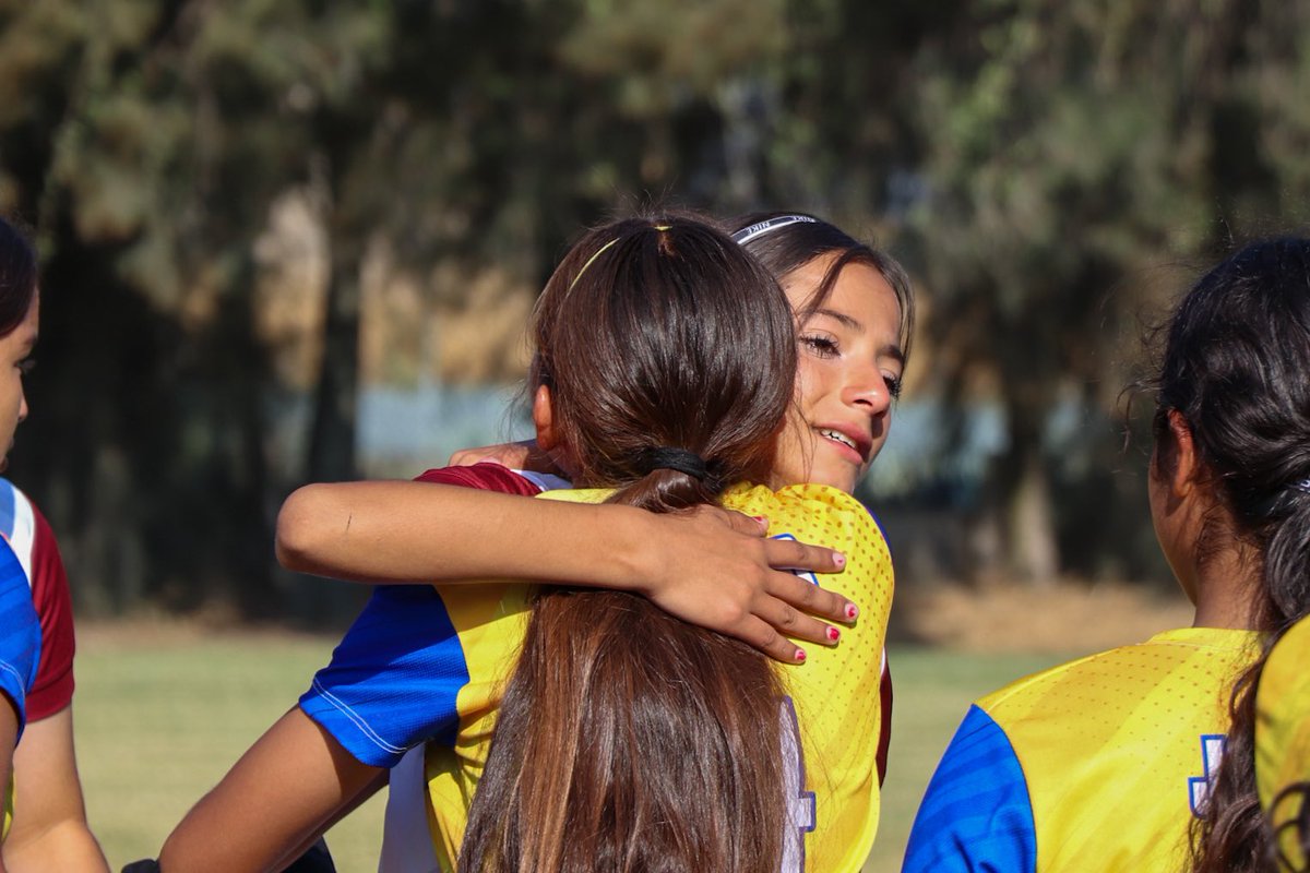 AleSanchezAcuna's tweet photo. ¡Cerramos con broche de oro el XX Encuentro Nacional Deportivo de los CECyTES! 💚🧡
Nuestras campeonas de fútbol femenil ganaron la última copa de la temporada💪🏻Gracias a todos los que hicieron de este evento algo inolvidable. ¡Jalisco es grande por su gente! 🙌🏻" https://t.co/UaJZrD4H5F