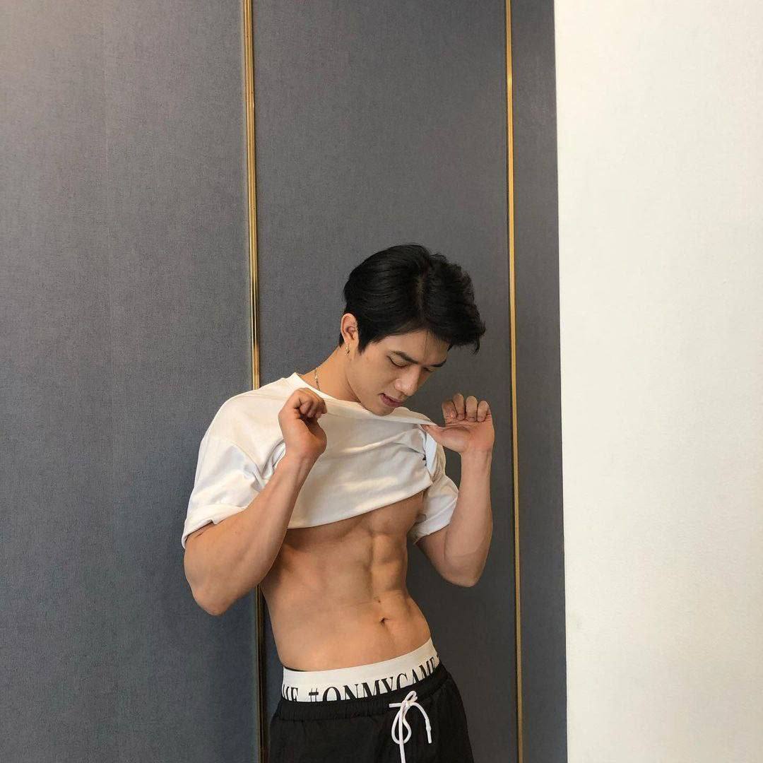 MichaelFin34051's tweet photo. Model JadeyNg ( Nguyễn Bảo Phú) cho ae đang tìm đây
Vượt Link Xem Full Bộ 30p https://t.co/SjBbiNya1n

Hoặc Mua Xem Ngay https://t.co/8CTXjArnJC

Đăng ký gói VIP để xem phim không cần vượt Link  https://t.co/DMKLyP1WOJ giá chỉ từ 20k https://t.co/974JEAJjOg