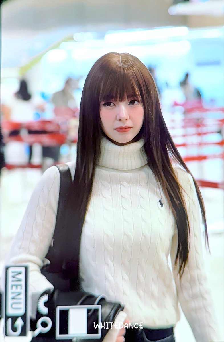 241116

#사카모토마시로 #坂本舞白
#MADEIN #메이딘