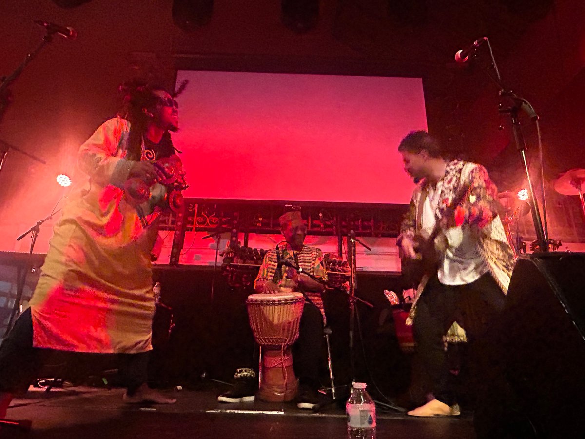 omafif2's tweet photo. Great night at the summer hall https://t.co/1ImYn2nFHK