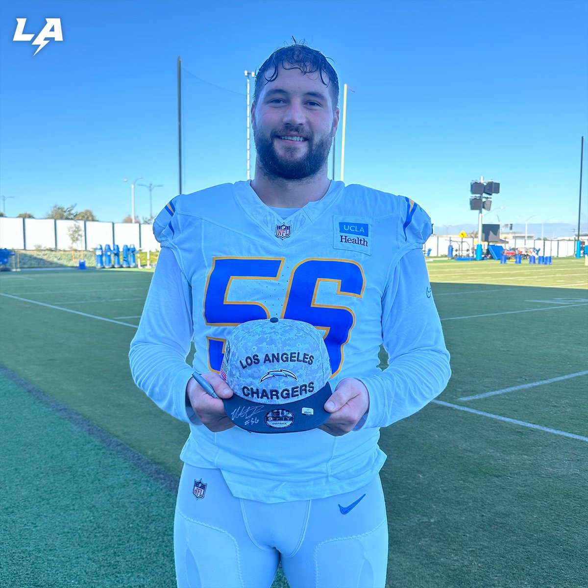 sir yes sir 🫡

repost + vote to win → nfl.com/SaluteFanVote