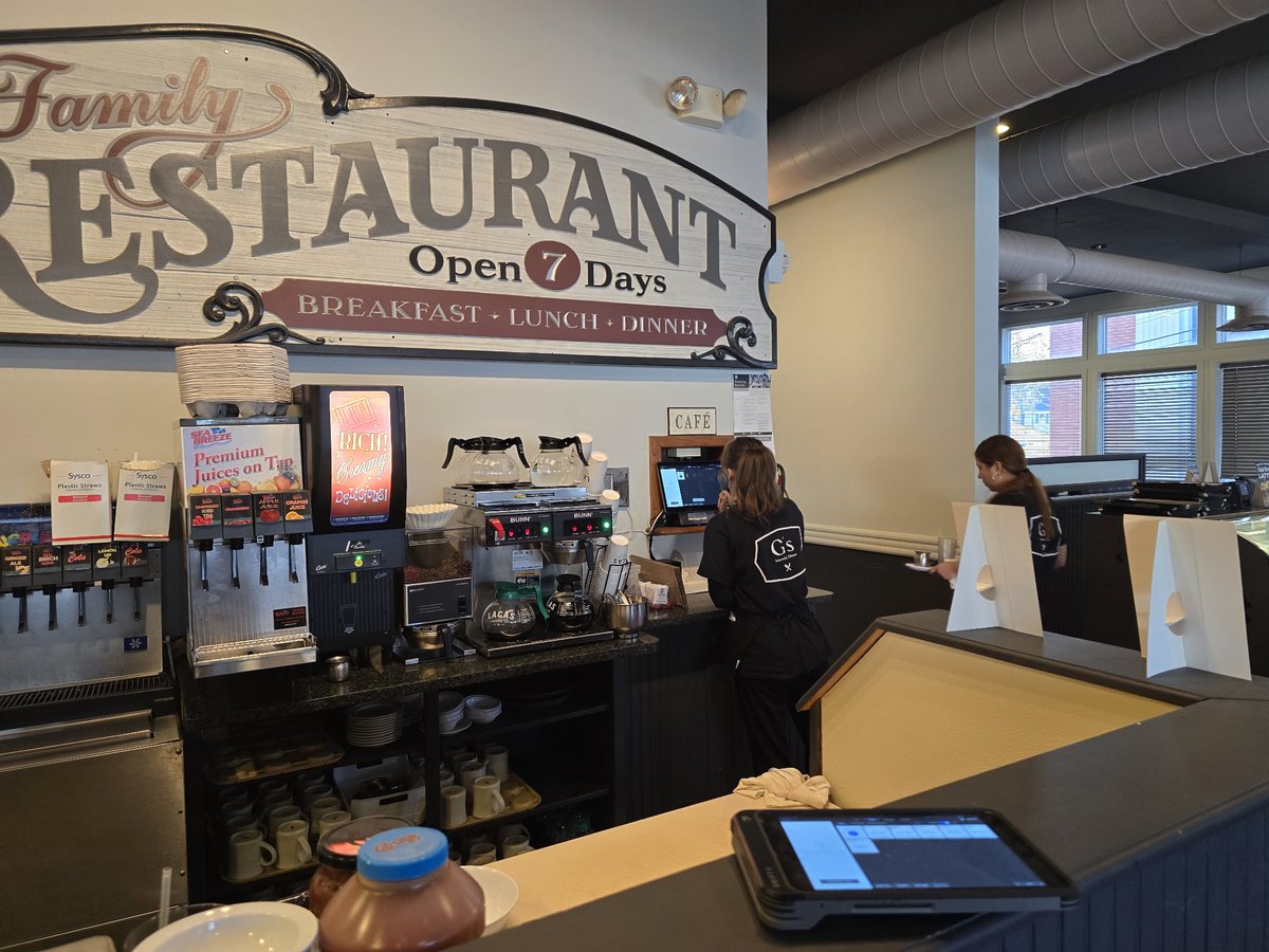kyleud_Skytab's tweet image. Congratulations  G&apos;s Warwick Diner in Warwick NY blasting off their Grand Opening with @SkyTabPOS  @Shift4 to Streamline their operations! 💪🚀 #Shift4 #SkyTab