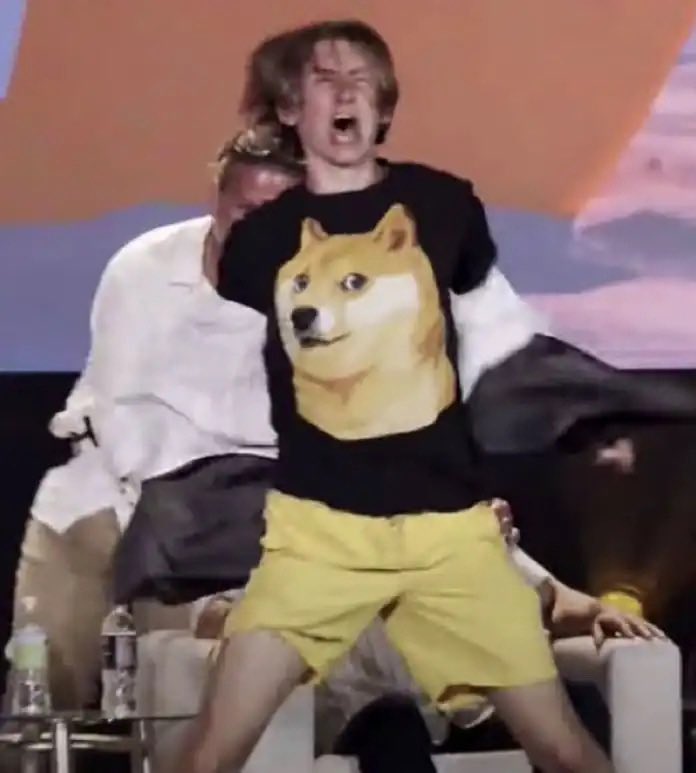Sad_Pho's tweet photo. $DOGE https://t.co/JjCtakhI0Z