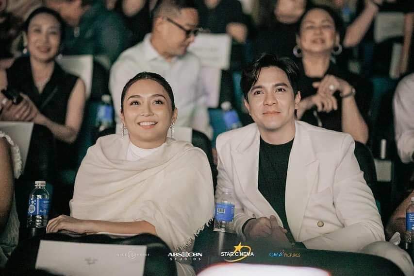 Lexiror30's tweet photo. WE DON'T LOVE YOU, JOY AND ETHAN! 🤍 #helloloveagain #kathden #KathrynBernardo #ALDENxHLA #ALDENRichards https://t.co/8makTW1YfV