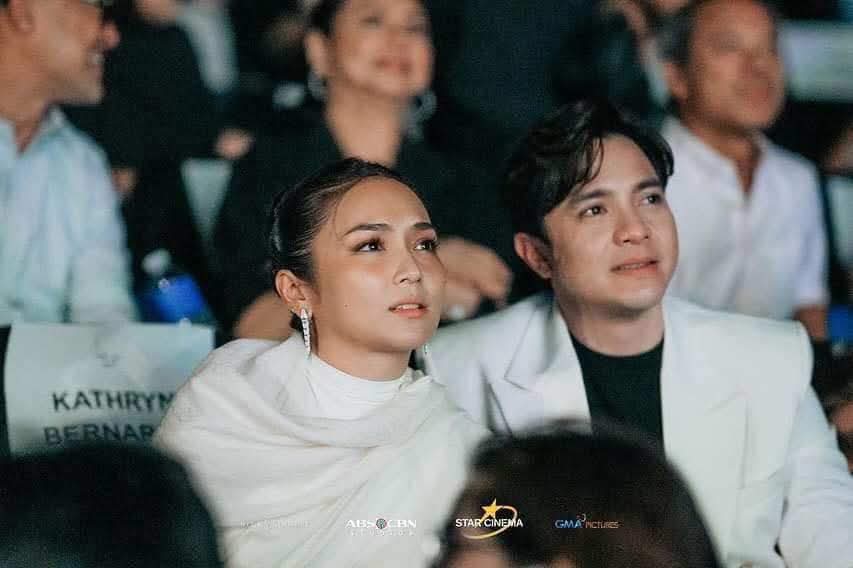 Lexiror30's tweet photo. WE DON'T LOVE YOU, JOY AND ETHAN! 🤍 #helloloveagain #kathden #KathrynBernardo #ALDENxHLA #ALDENRichards https://t.co/8makTW1YfV