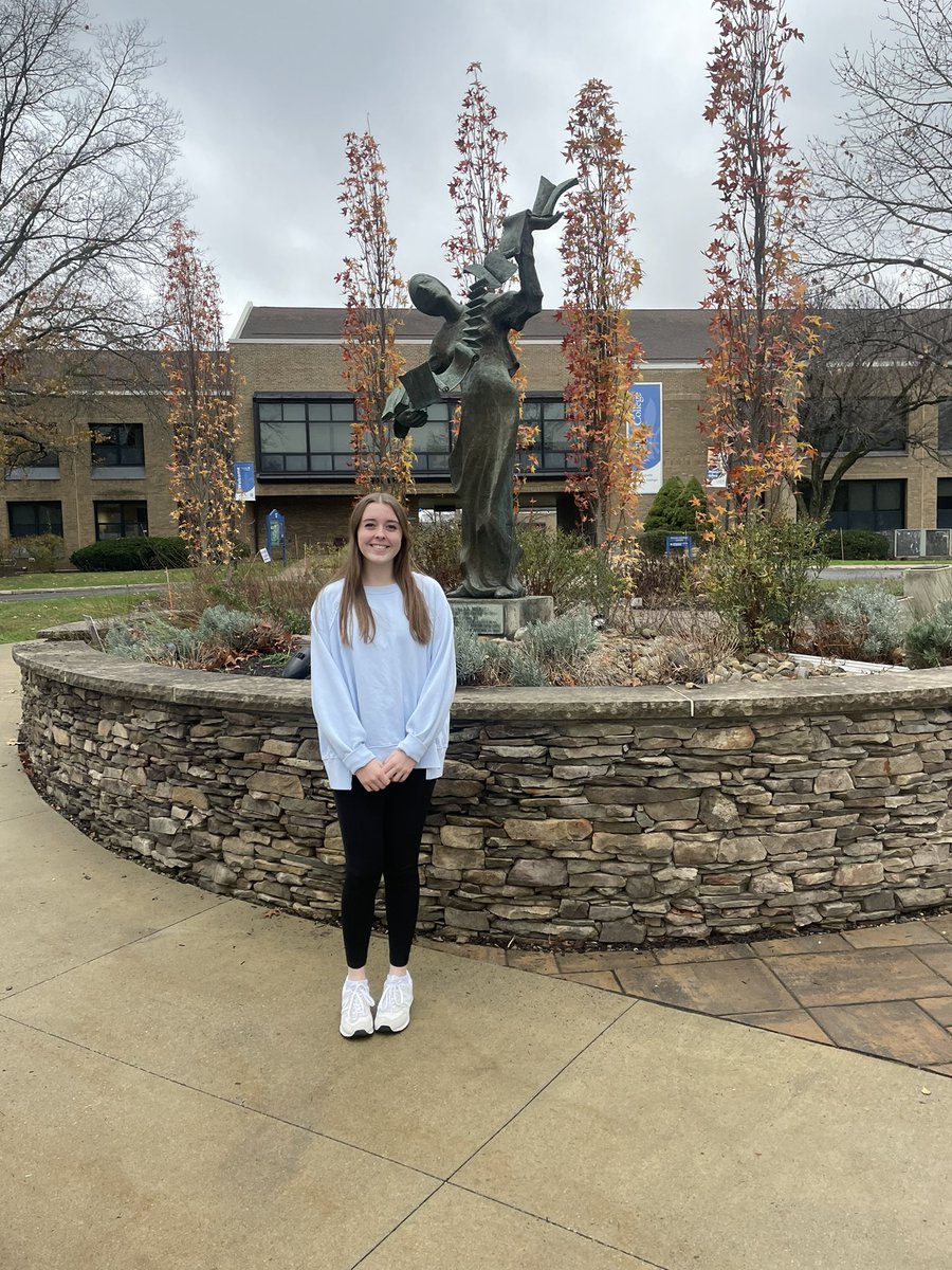 I had a great visit today at Ursuline College. Thank you to Coach Abby and Coach Danielle for being so welcoming and showing me around! Campus was beautiful and I loved the environment! I hope to be back soon! Go Arrows! <a href="/TrahanAbby/">Abby Trahan</a> <a href="/dlargent17/">Danielle L'Argent</a> <a href="/UCArrowSoftball/">Ursuline Softball</a>