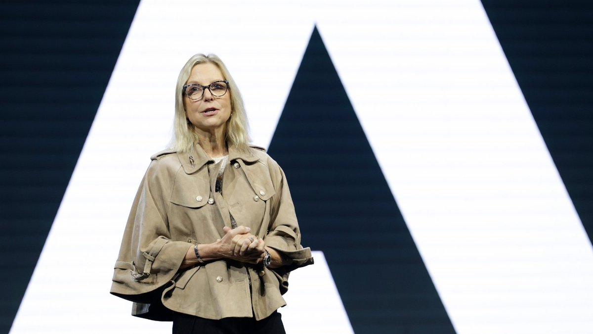 Avaya's tweet image. Chief Revenue and Customer Experience Officer Marylou “ML” Maco on why the future belongs to companies embracing CX and UX as loyalty leaders. &quot;The experience economy is evolving - AI, agents’ roles, customers’ needs will require all of us to innovate.&quot; #executivespotlight