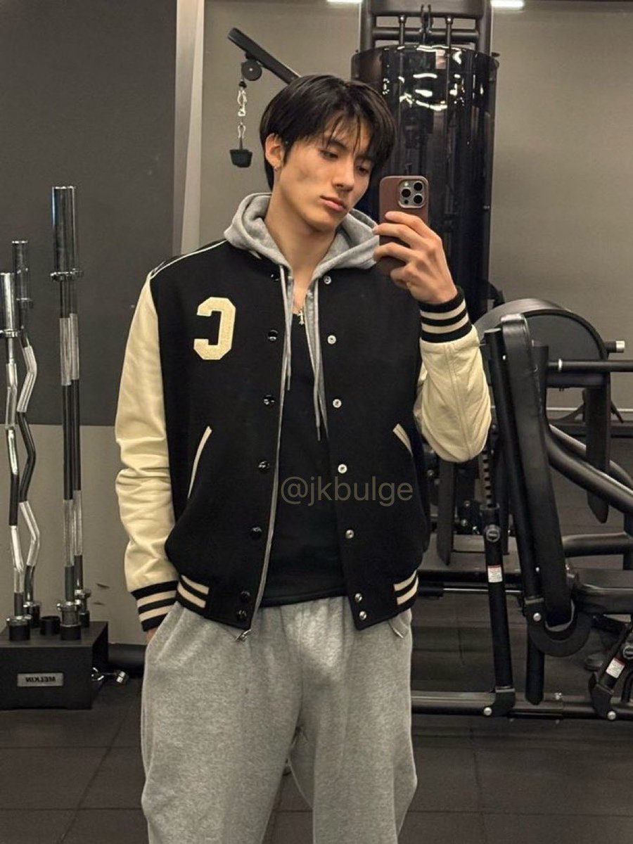 Ron (@jkbulge) on Twitter photo 