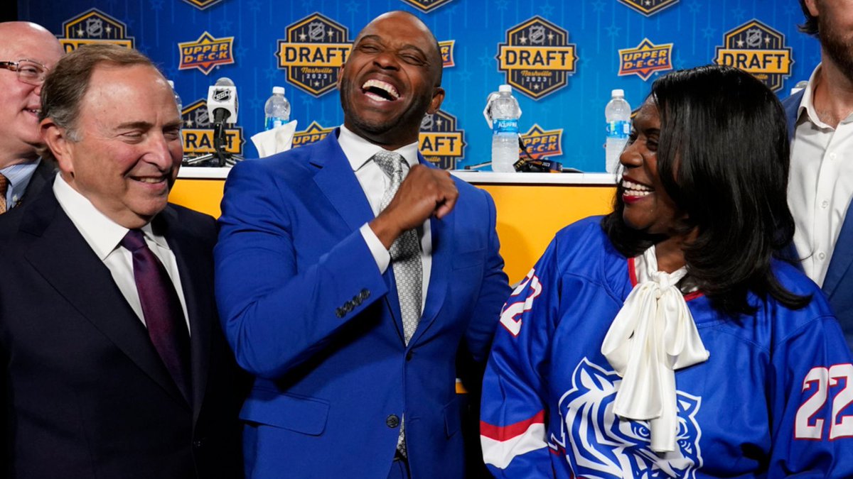 #TennesseeStateUniversity is set to become the first #HBCU to field a Division I ice #hockey team in 2025-26. Head coach Duanté Abercrombie and first recruit Xavier Abel are leading the historic journey. afro.com/tennessee-stat…