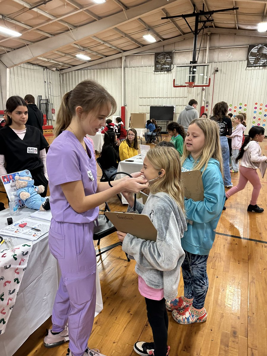 troy_tjohnson's tweet photo. The future is definitely bright! Thank you to our JCSS Empower students for sharing their passion for their college and career pathways with our NJES students during our career fair today! #growingtogetheratnjes https://t.co/w0gag2Hd5d