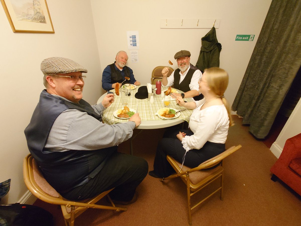 TheRotundas tweet media