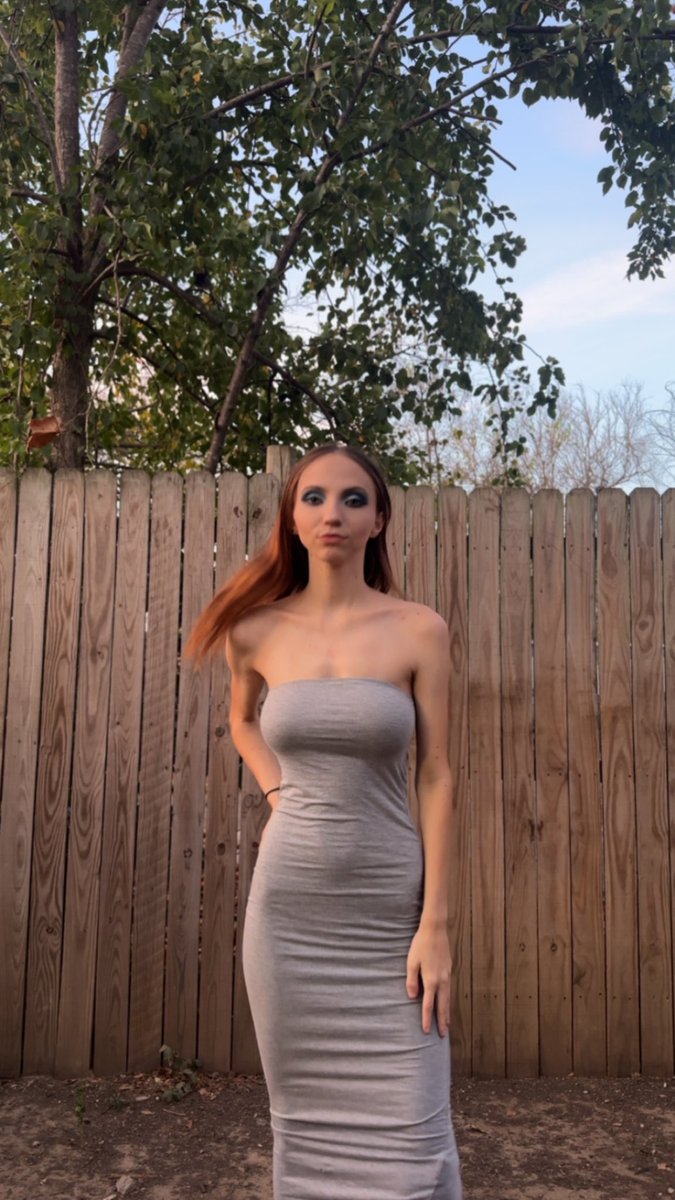 andieouthereonx's tweet photo. a girl that can do both https://t.co/irr58cwi0t