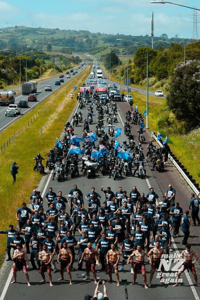 🇳🇿MAKE NZ GREAT AGAIN🇳🇿

This is what Real Men look like standing up to protect and preserve a better New Zealand that our children &amp; grandchildren will inherit!

One People, One Law, One Vote, One Flag, under One God.

#MakeNZGreatAgain

Shout out to <a href="/realDonaldTrump/">Donald J. Trump</a> who has