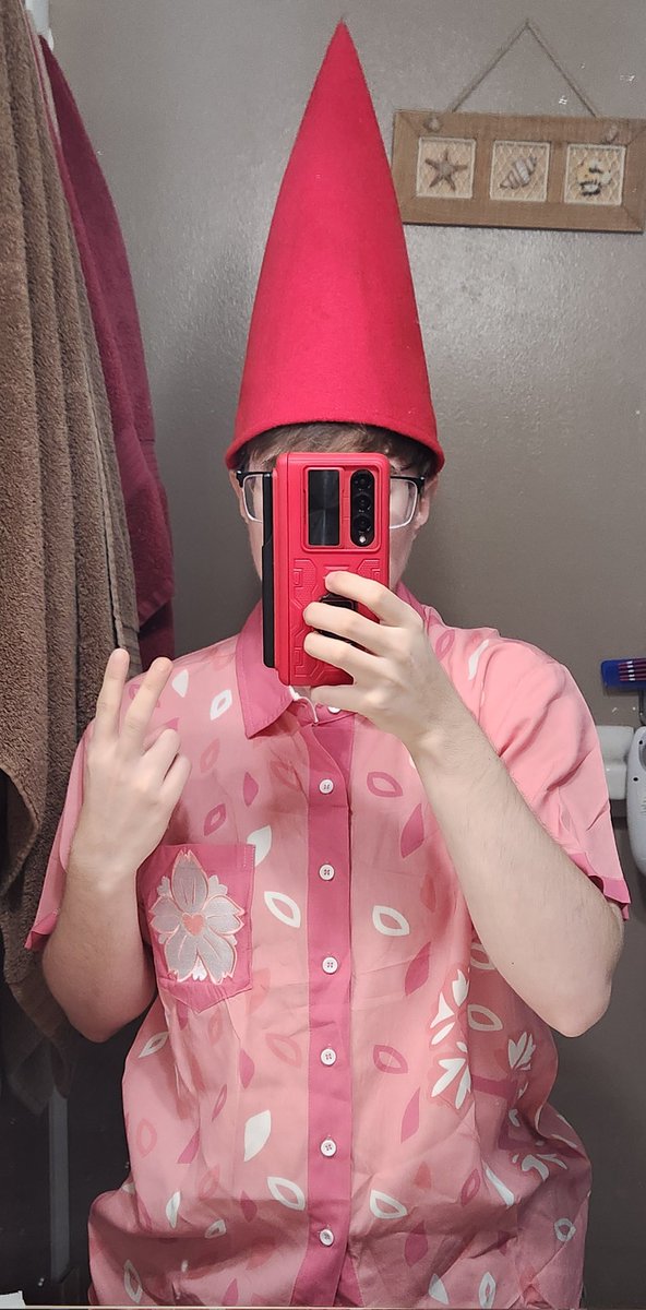 Gnome🐻🪶🪐🔎🐔🎼👧🐱🎩💢 tweet media