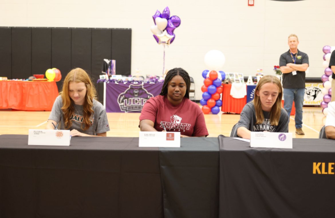 Kira Schkade tweet media