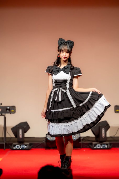 Twitterのコスプレ画像32