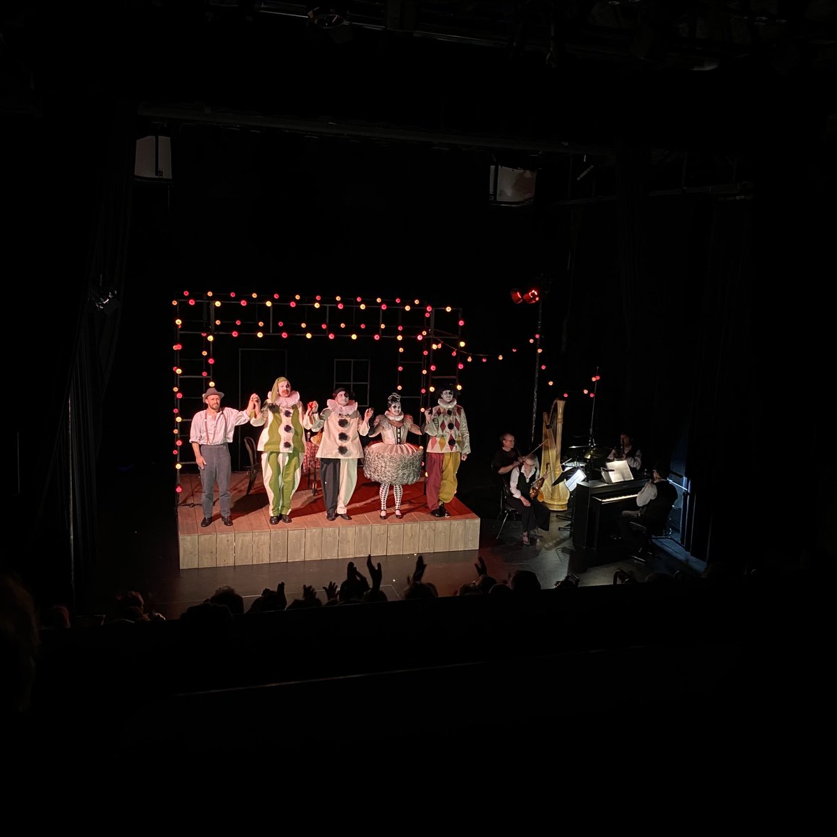 silverlawn's tweet photo. Thank you @Midwalesopera for another cracking evening’s entertainment, #Pagliacci at Wyeside Arts in Builth Wells, deep in rural Wales. Five fine singers, five fine players and fab, economical design &amp; direction … truly wonderful 1/2 https://t.co/OTBzejVzaq