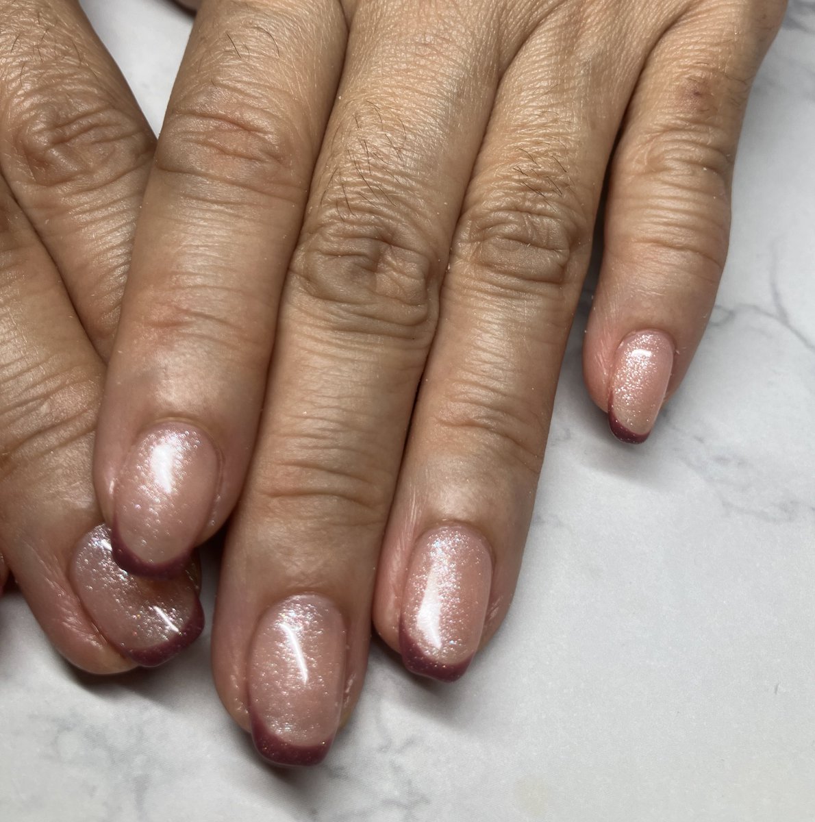 min2_nail's tweet photo. 指の脱毛を
はじめたお客さん。

脱毛をされる理由は
剃るのが面倒で忘れるから。

確かに、気づいたら生えてる😅
手はよく使うし
鏡を通さなくても見えるところ
なのに、毛が生えてる事を見逃す。

それは、脱毛で解決ですね♡ https://t.co/sf3WzvAZV7