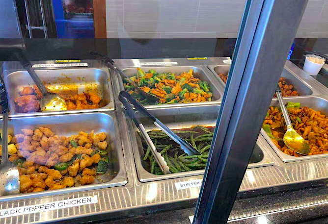 MrWokFargo's tweet photo. So many choices! at #MrWokFargo https://t.co/EDHsYC3Rqa