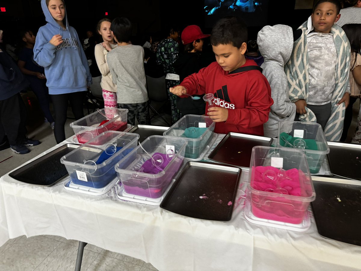 Alyson Fischer tweet media