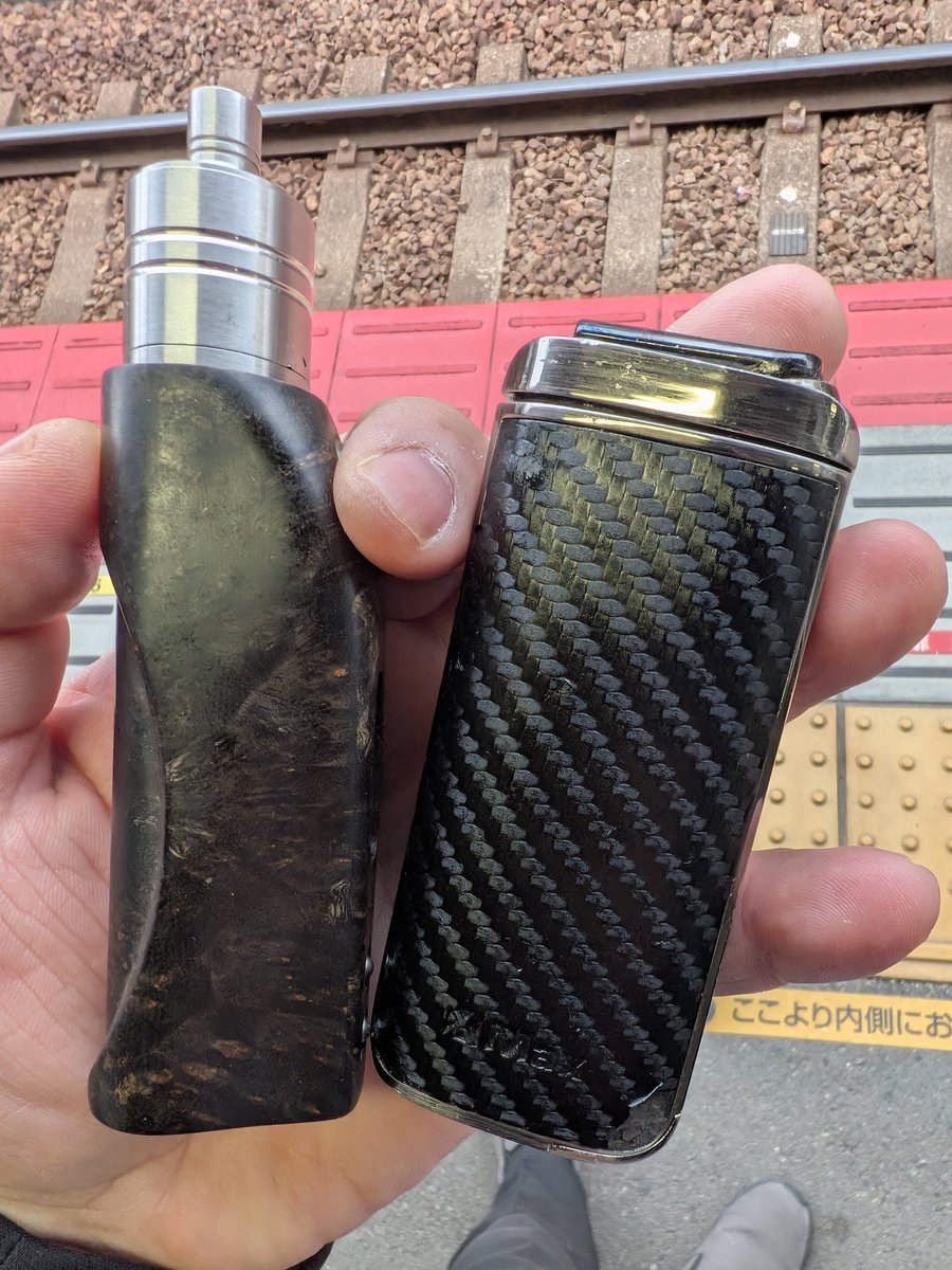 arai3539's tweet photo. 遅刻しそうだったけど、日頃の行いでセーフ
#vape #vaporizer #akcedmod #xmax https://t.co/q7bi9C1FZd