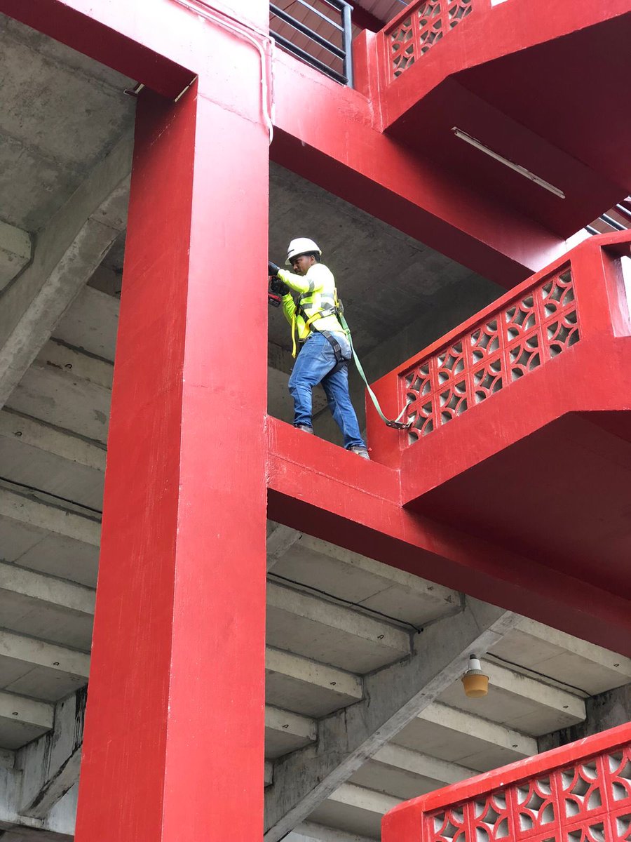 spinehope's tweet photo. Update on Daveanand "Dave" Khemraj from Guyana, a scoliosis surgery patient who's living his dream! Fast forward 2.5 years, and Dave is now a successful electrician climbing to heights he never thought possible, feels confident in his body, and is back on the cricket field! 💪 https://t.co/irtbLGa9uu