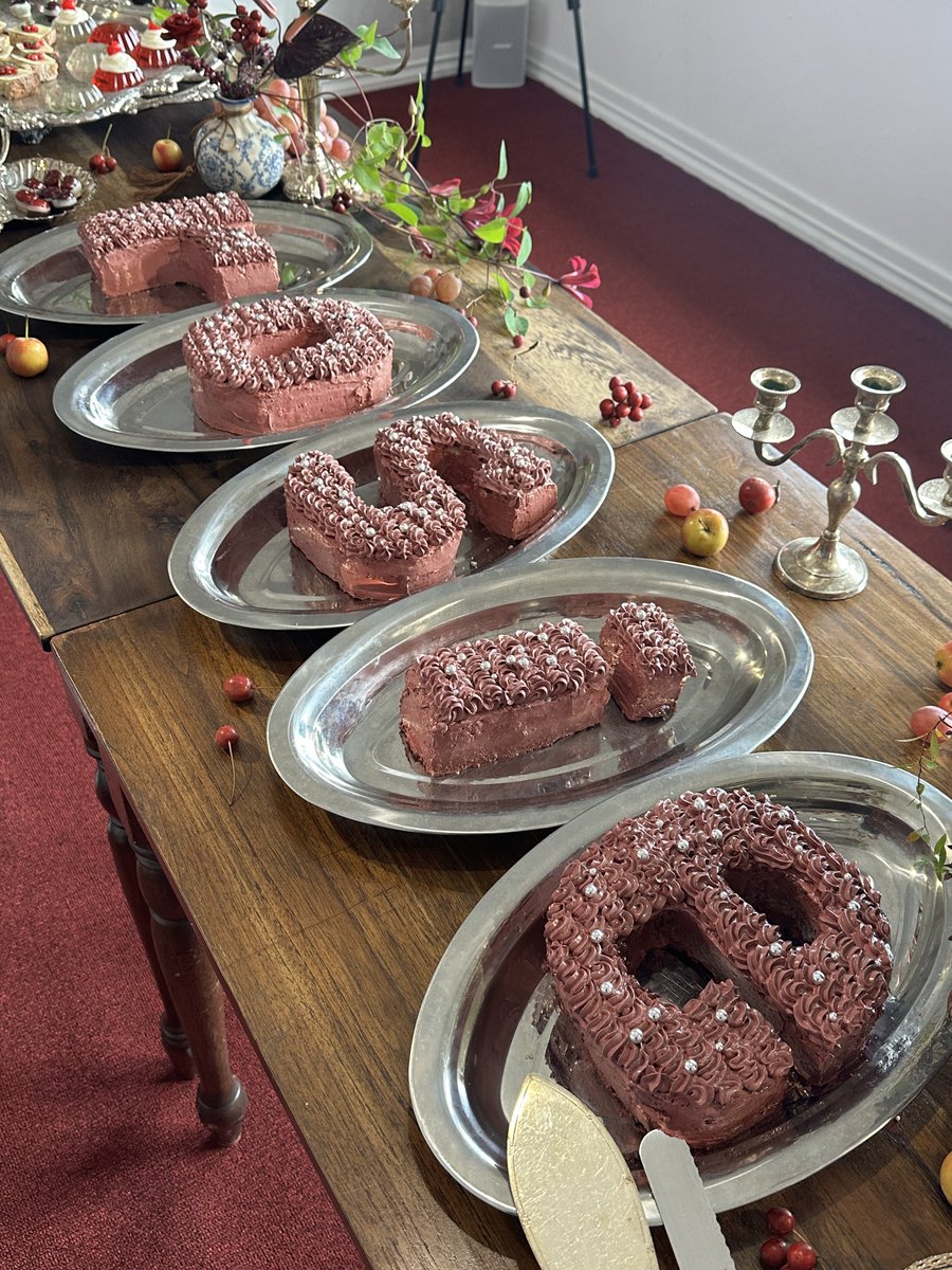 애들아 여기가 로제나라야..