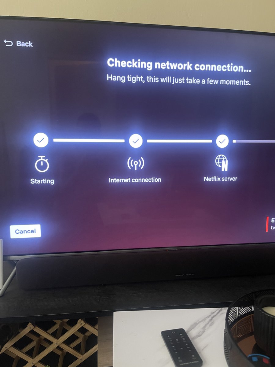 Teezy_Promking's tweet image. Ke mang aseng busy re kopane ko jukulyn re lwe cos go padile ka ya #paulmike