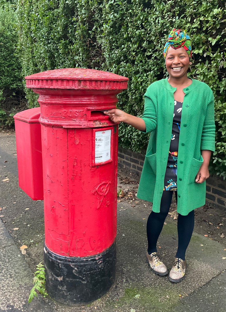 Happy #PostboxSaturday from this Victorian pillar box outside the incredible Immanuel &amp; St Andrew Primary School in Streatham, South London. I love the way it’s sporting its own backpack, just like the children. 💌🎒