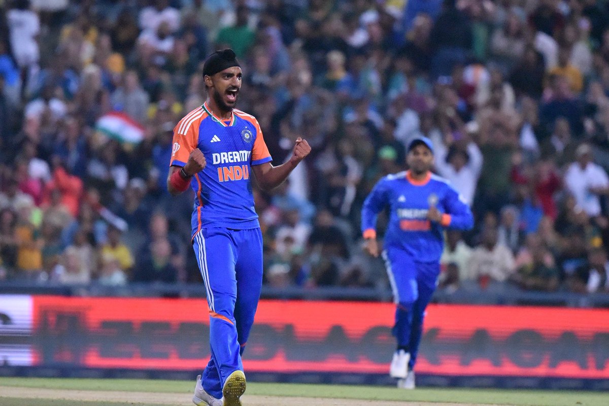Abduluet240's tweet photo. Everyone is taking about centurions but Arshadep also needs proper praise for his excellent bowling performance.
Most wickets for India in Men's T20I:
Chahal - 96 (80 matches)
Arshdeep - 95* (60 matches)
Bhuvneshwar - 90 (87 matches)
#INDvSA #arshadeep
#samson https://t.co/PSMdmUY8Uo