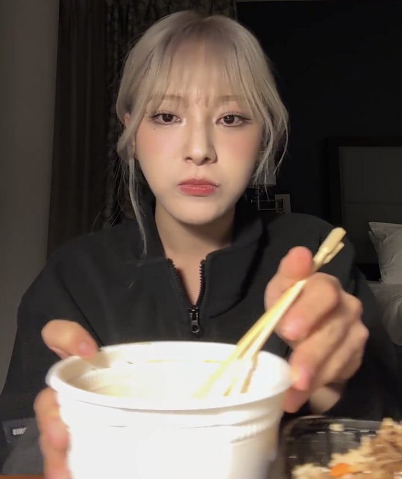 #문수아 🫧 live 💜