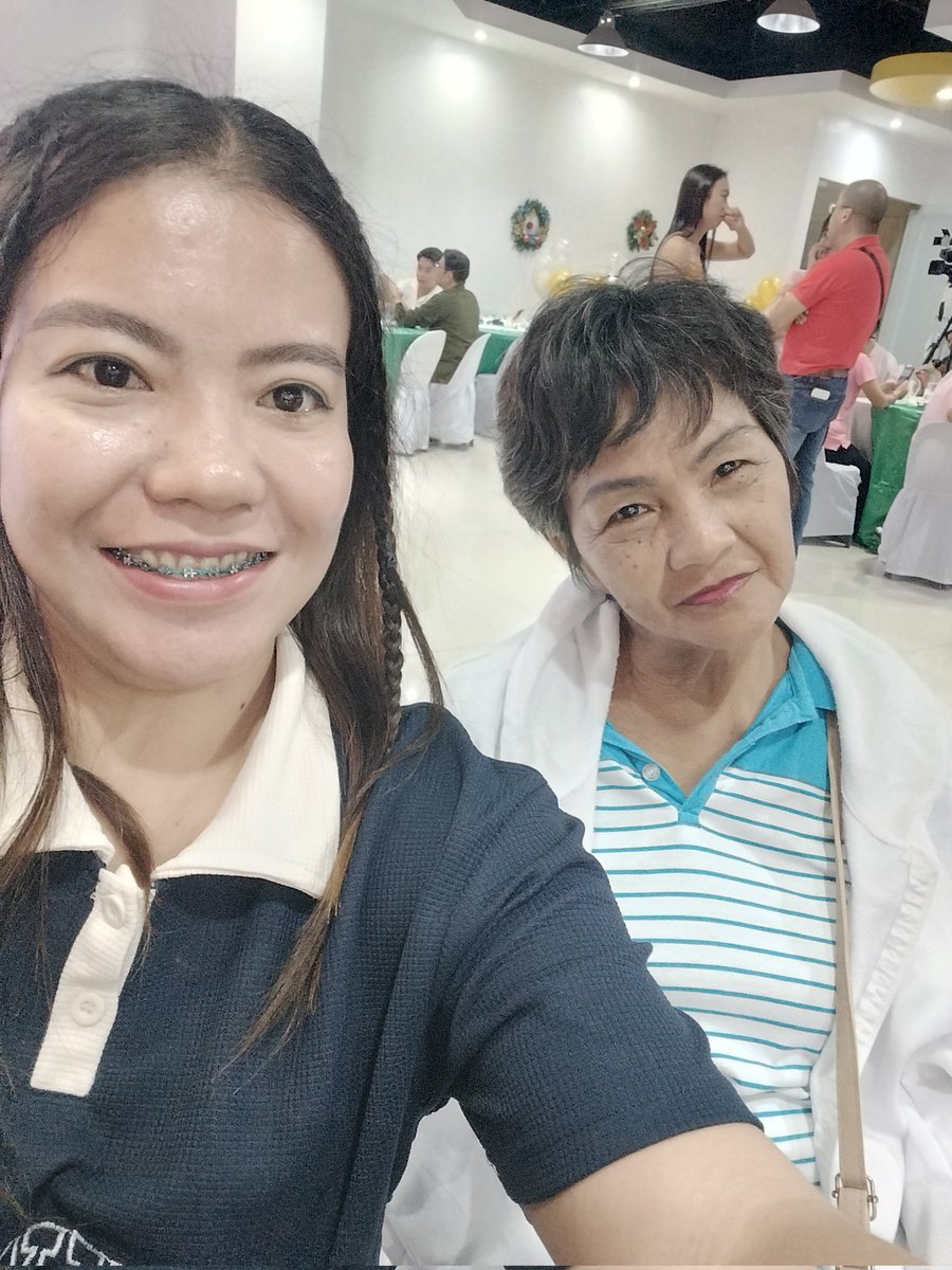 Ssandra_ramos's tweet photo. Me and my Mama at Kapuso Brigade Christmas party

#KBGrandEyeball2024
SalaMUCH GMA7
@KapusoBrigade https://t.co/feR07pBjP1