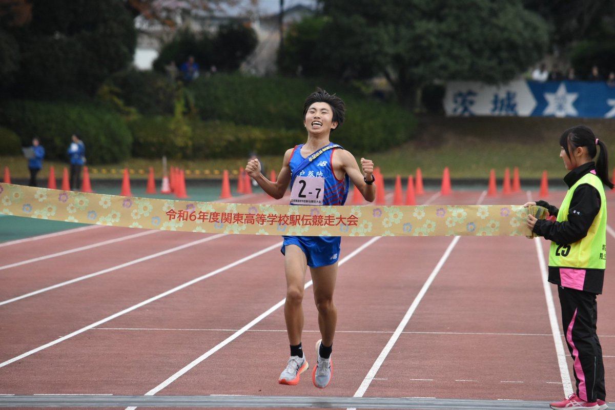Getsuriku's tweet photo. 関東高校駅伝
男子は埼玉栄が3連覇🏆🏆🏆

都大路地区代表
北関東が水戸葵陵（茨城）！
南関東は西武台千葉（千葉）！
2校は初の全国大会✨ https://t.co/FpHT5tZ5WL
