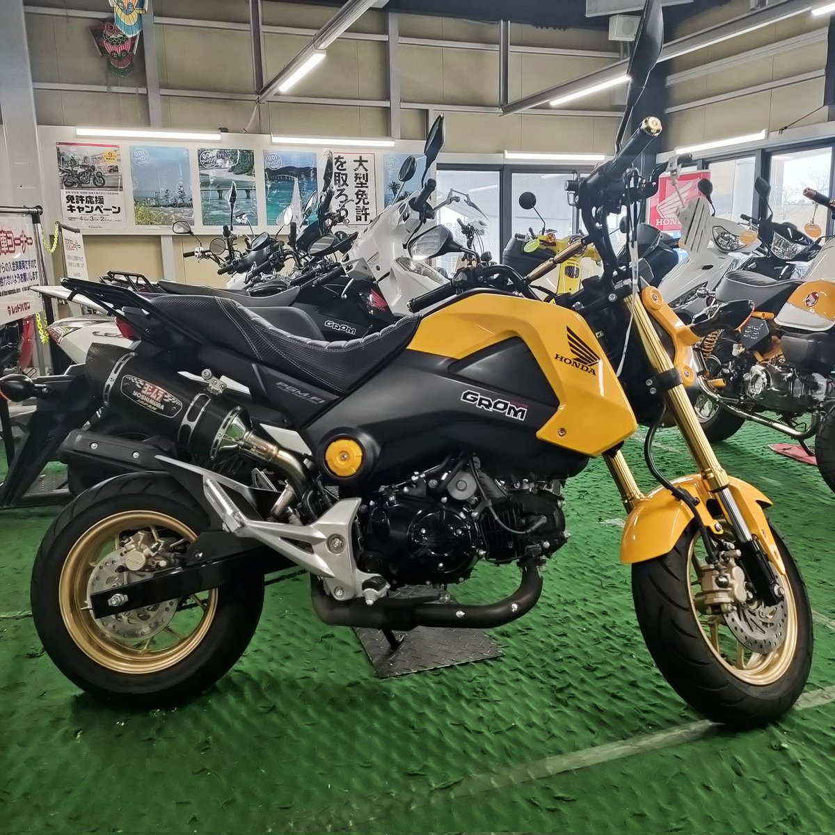 vandeus1967's tweet photo. 一目惚れ〜♥ ＃グロム ＃JC61 ＃バイク ＃ホンダ ＃ヨシムラ ＃サイクロンマフラー https://t.co/iAiaZUiPnJ