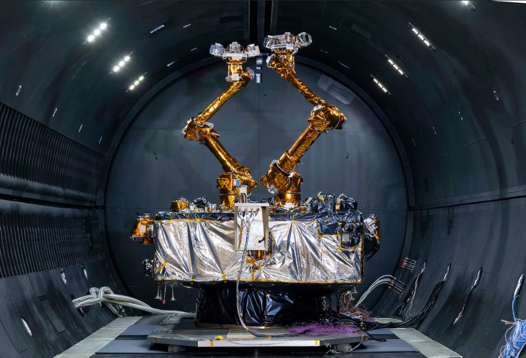 DefenseMirror's tweet image. U.S. Navy, DARPA Develop Robotic System for Satellite Servicing: defensemirror.com/news/38174/U_S…

.@USNavy @DARPA #satellite #servicing #DARPA #USNavy #robot
