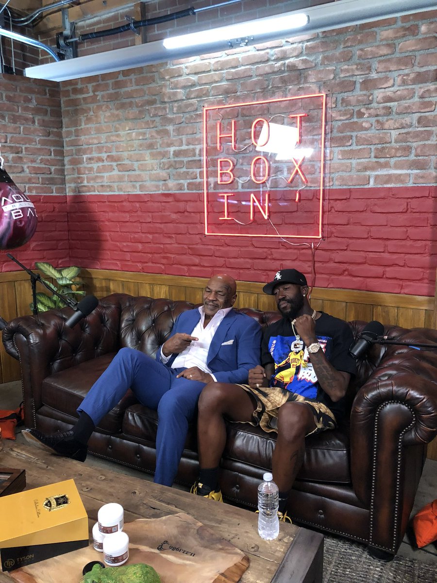 FreddieGibbs's tweet photo. Fuck that fight. Still the goat. https://t.co/pM0iU0rKY7