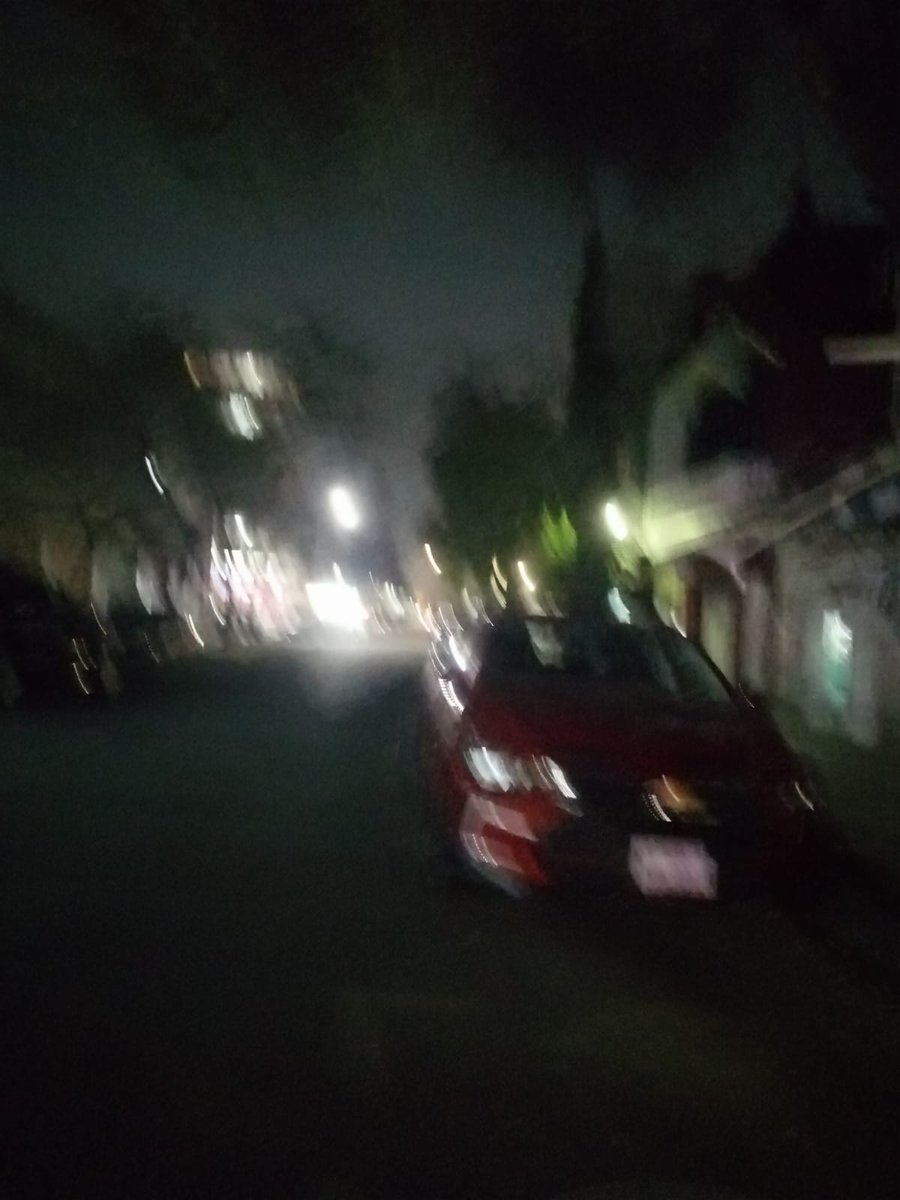 SSiga20's tweet photo. @AlcCuauhtemocMx buenas noches para pedir de favor no hay luz en la calle de tamagno de Beethoven a Felipe Villanueva de la colonia peralvillo de favor hay mucho robo de autopartes https://t.co/JawDG5QzWj