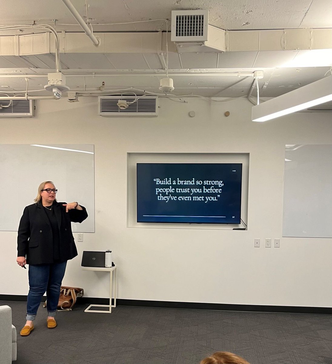 Such an insightful event with <a href="/WWPR/">Washington Women in Public Relations</a>! We got to hear from our own <a href="/KSchoeneman/">KayAnn P. Schoeneman</a> about the how the complex world of #AI intersects with #communications, along with Lara Kline on all things #personalbranding. A night chock full of valuable takeaways and best practices. 🙌