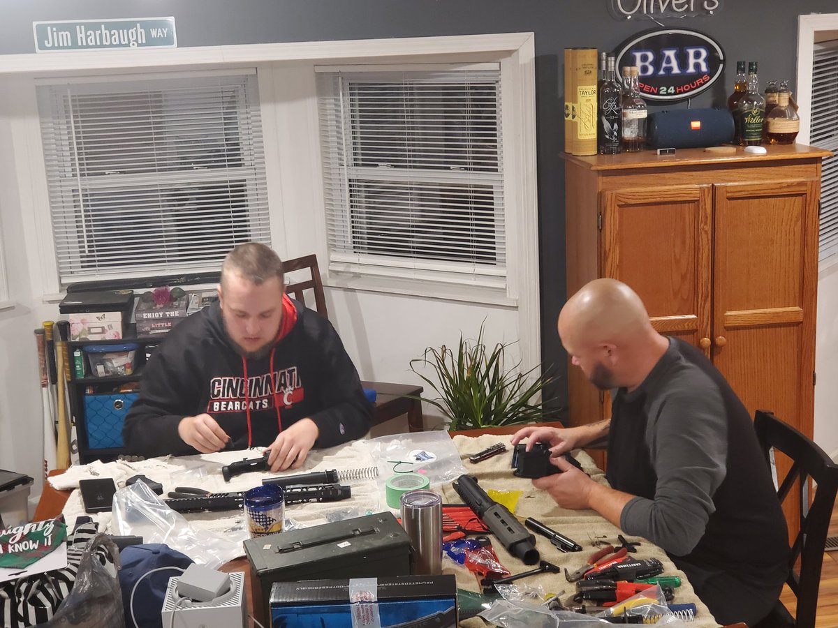 Maria Oliver tweet media