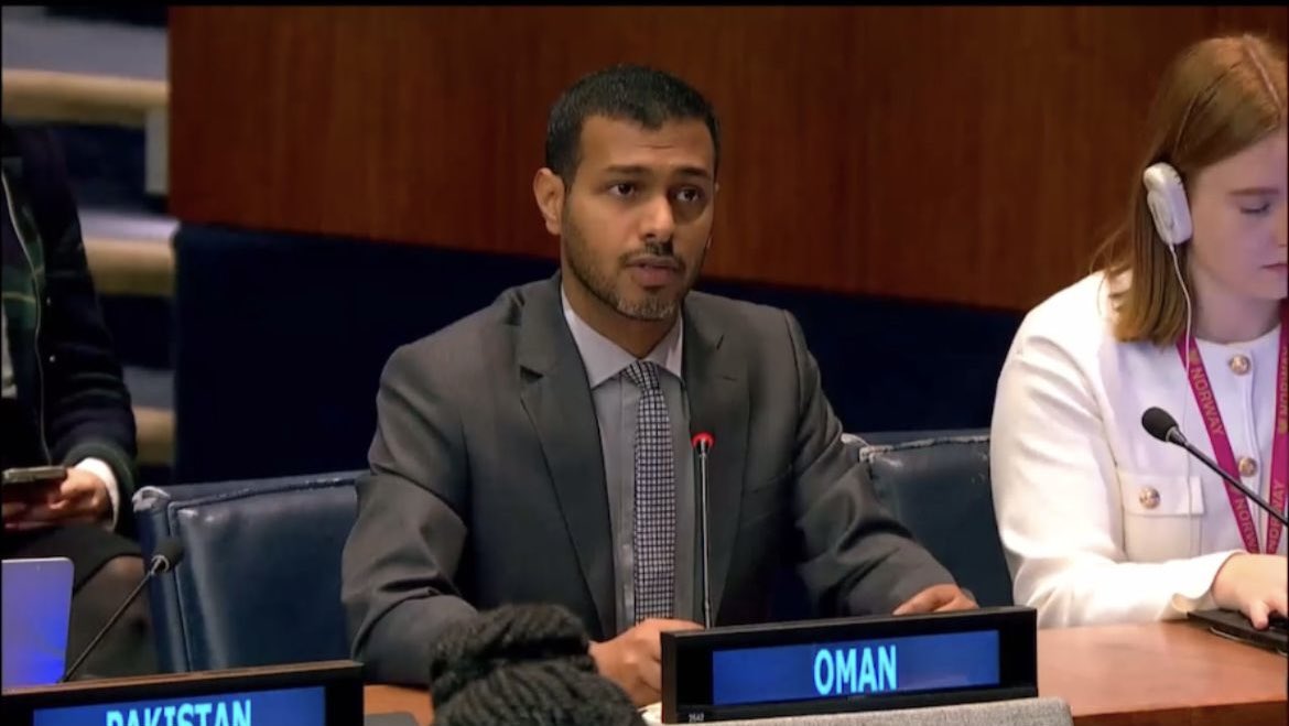 سلطنة عُمان تؤكد دعمها الثابت للأونروا #UNRWA وتدين استهداف إسرائيل الممنهج لحقوق اللاجئين الفلسطينيين، مطالبةً بمحاسبتها على انتهاكاتها الجسيمة، التزاماً بأحكام القانون الدولي، وذلك في بيان ألقاه المستشار خالد بن مانع الكثيري أمام لجنة المسائل السياسية الخاصة وإنهاء الاستعمار