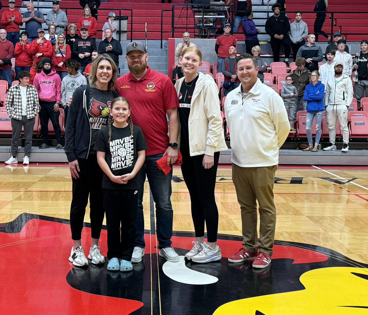 Dr. Joe Gilgour (@mac_president) on Twitter photo Tonight’s <a href="/MineralAreaCC/">Mineral Area College</a> Salute to Service honors Pat Lipe (<a href="/USMC/">U.S. Marines</a>, Iraq). Thank you for your service! #USA #Veteran Tonight’s <a href="/MineralAreaCC/">Mineral Area College</a> Salute to Service honors Pat Lipe (<a href="/USMC/">U.S. Marines</a>, Iraq). Thank you for your service! #USA #Veteran