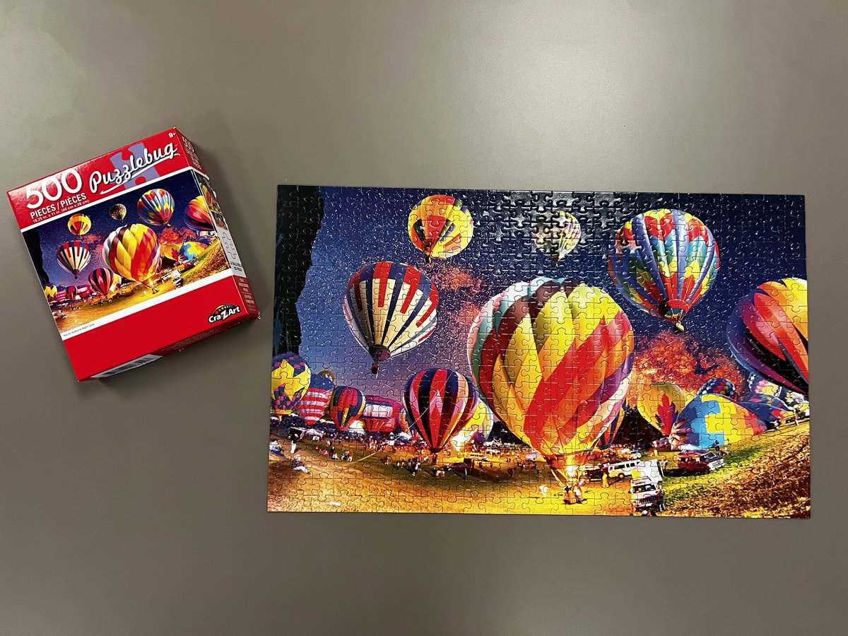 L604 finished our first puzzle of the year! 🧩