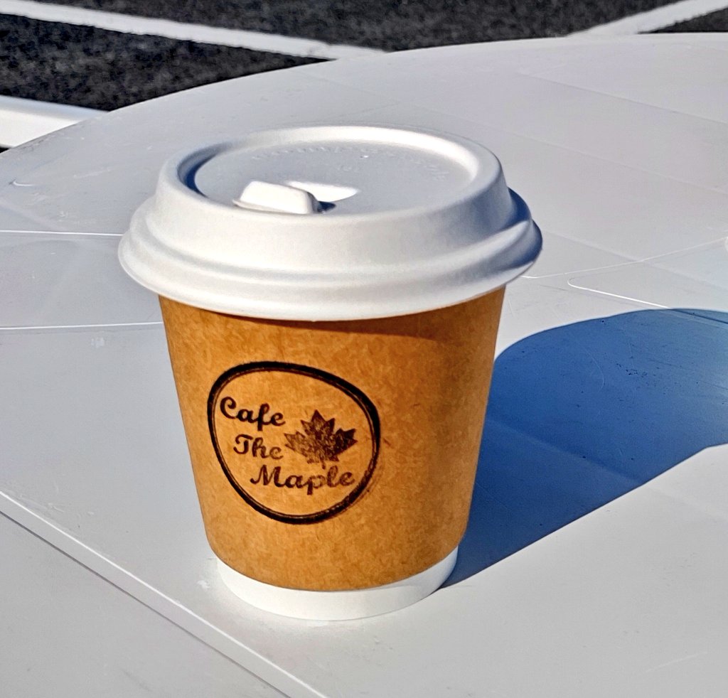 kwnmsj987's tweet photo. MISATOキッチンカー&ハンドメイドFES.☀
#CafeTheMaple
さんのアメリカーノ(ホット)と
#アイムクレープ
さんのもちもちクレープ(チョコバナナ)でモーニング🕶️
久々に会話出来ました☺️
祝店舗再開✨
天高く馬肥ゆる秋、人も肥える😅
ちょっとまったり、そして中抜けします🥷 https://t.co/vv7a3Y92DZ