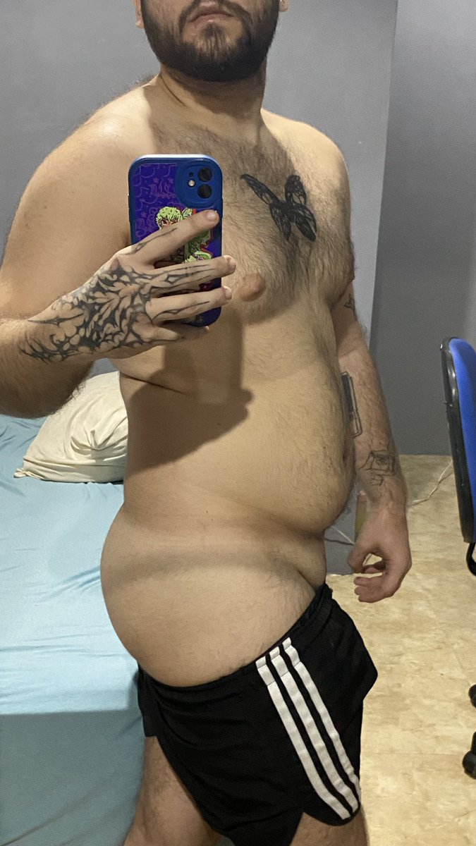 Postei no outro mas vou postar aqui tbm pq eu amei essa, a curtinha da barriga 🤏🏻