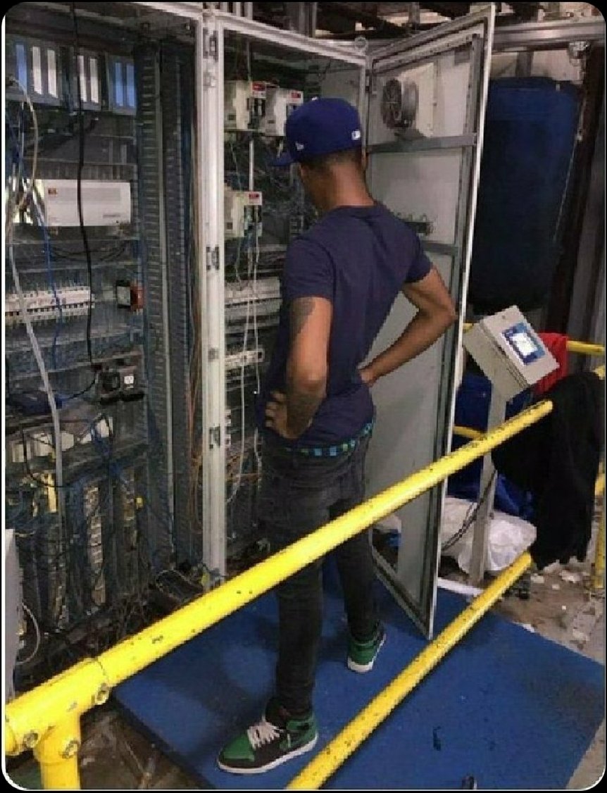 darleneturner53's tweet photo. Maintanance rn #netfilx https://t.co/FILqYqmAh0