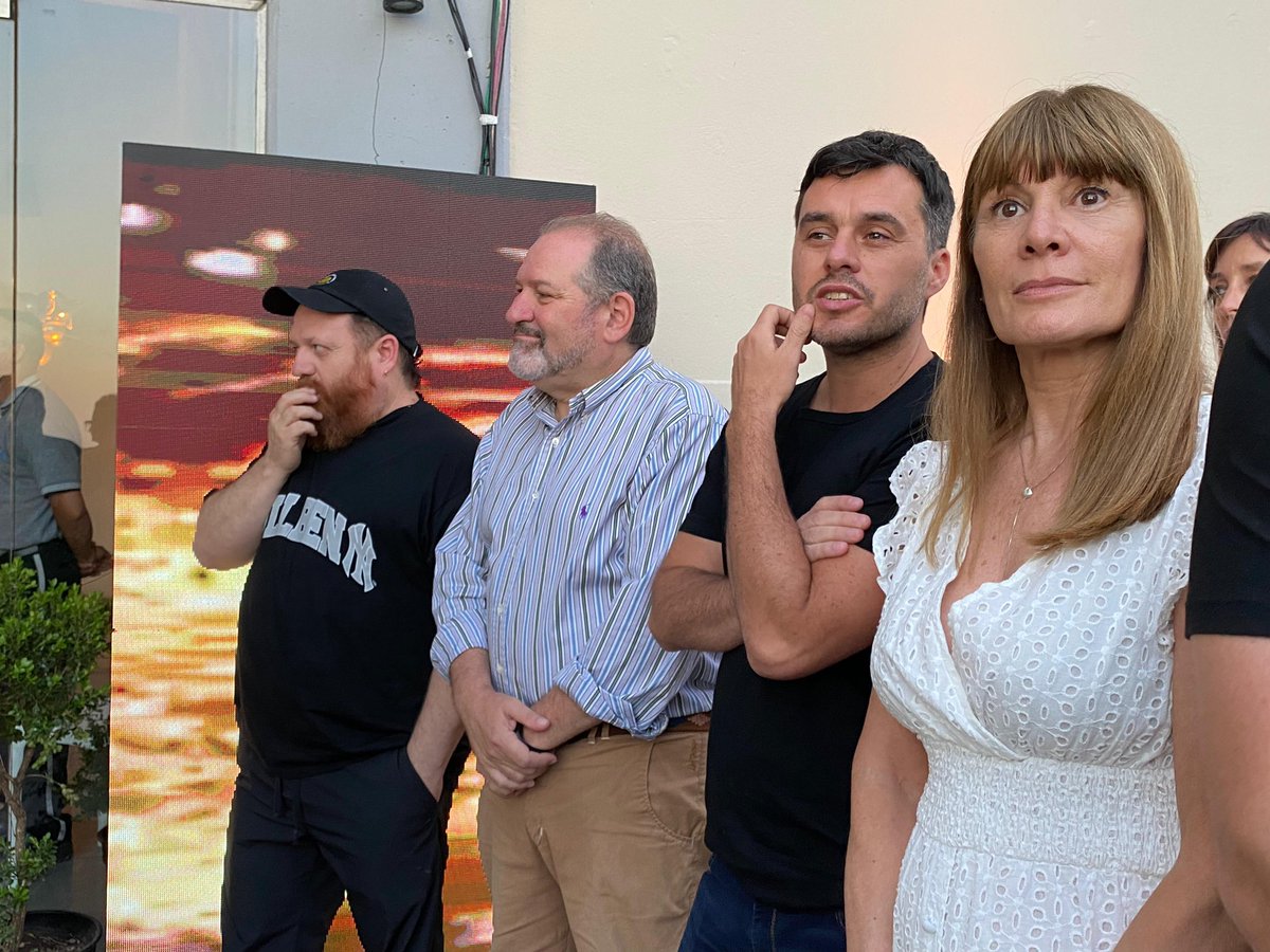 _charlycardozo's tweet photo. 🖼️ Premiacion del 77 Salón Nacional del #MuseoMacro convocado por @CulturaRosario @CulturadSantaFe y #FundacionCastagnino, con más de 900 obras presentadas de todo el país, 26 en concurso y exposición y un gran nivel de todos los artistas. Una cita cada año más importante. https://t.co/iSOHhL5wMj
