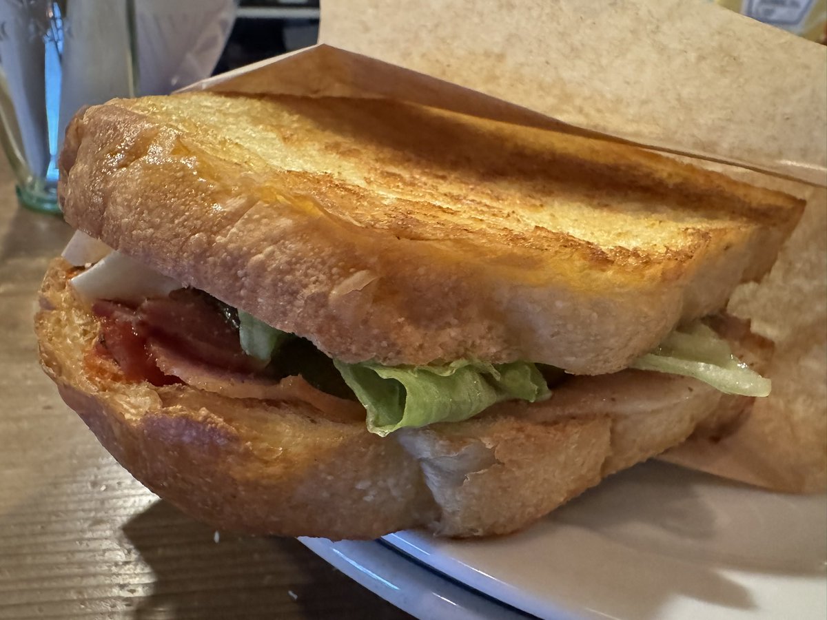 Lyrical_tomy's tweet photo. いつも美味いなぁ😋
#LandLock https://t.co/GUztKOoHlb