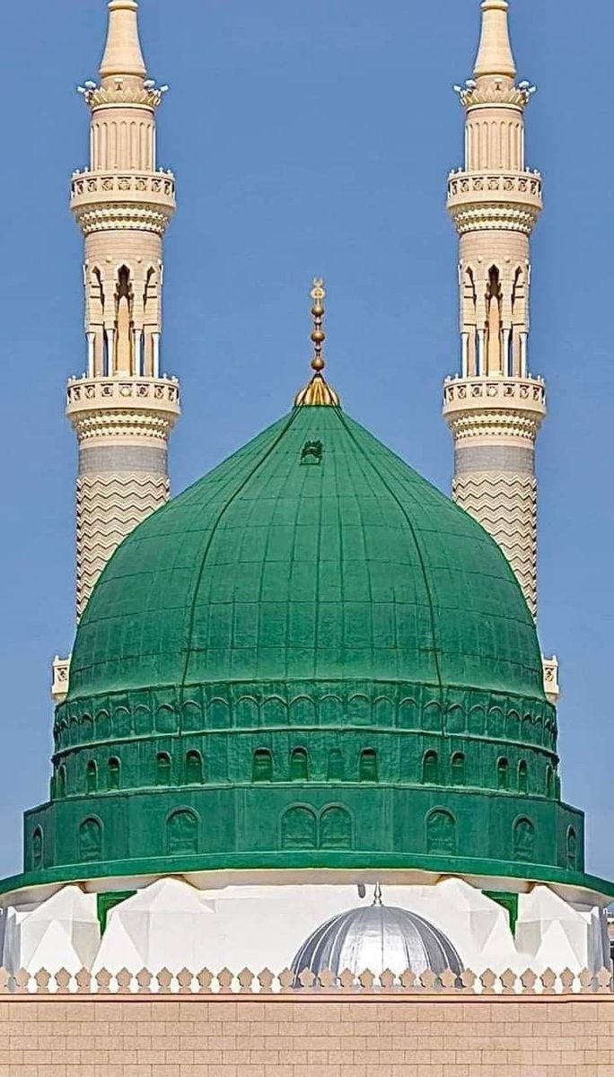 اللَّهُــمَّ صَلِّ وَسَـــلِّمْ وَبَارِكْ على نَبِيِّنَـــا مُحمَّــــد ﷺ