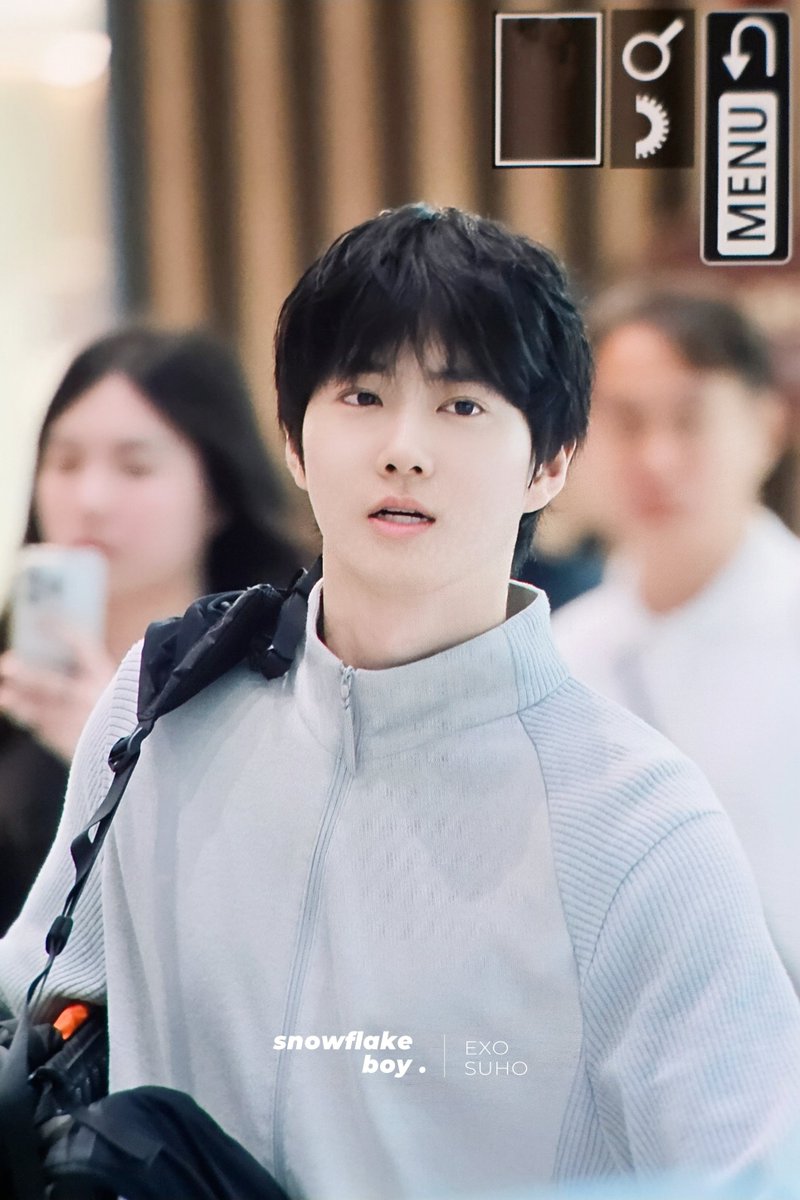snowflake_boy's tweet photo. 241116 ICN

요리왕 수호가 되어서 오거ㄹㅏ
흑백요리사 2에 나가자◠‿◠👍🏻

#수호 #SUHO #준면 #김준면 #スホ #金俊勉 
@weareoneEXO https://t.co/DWnzTicI2t